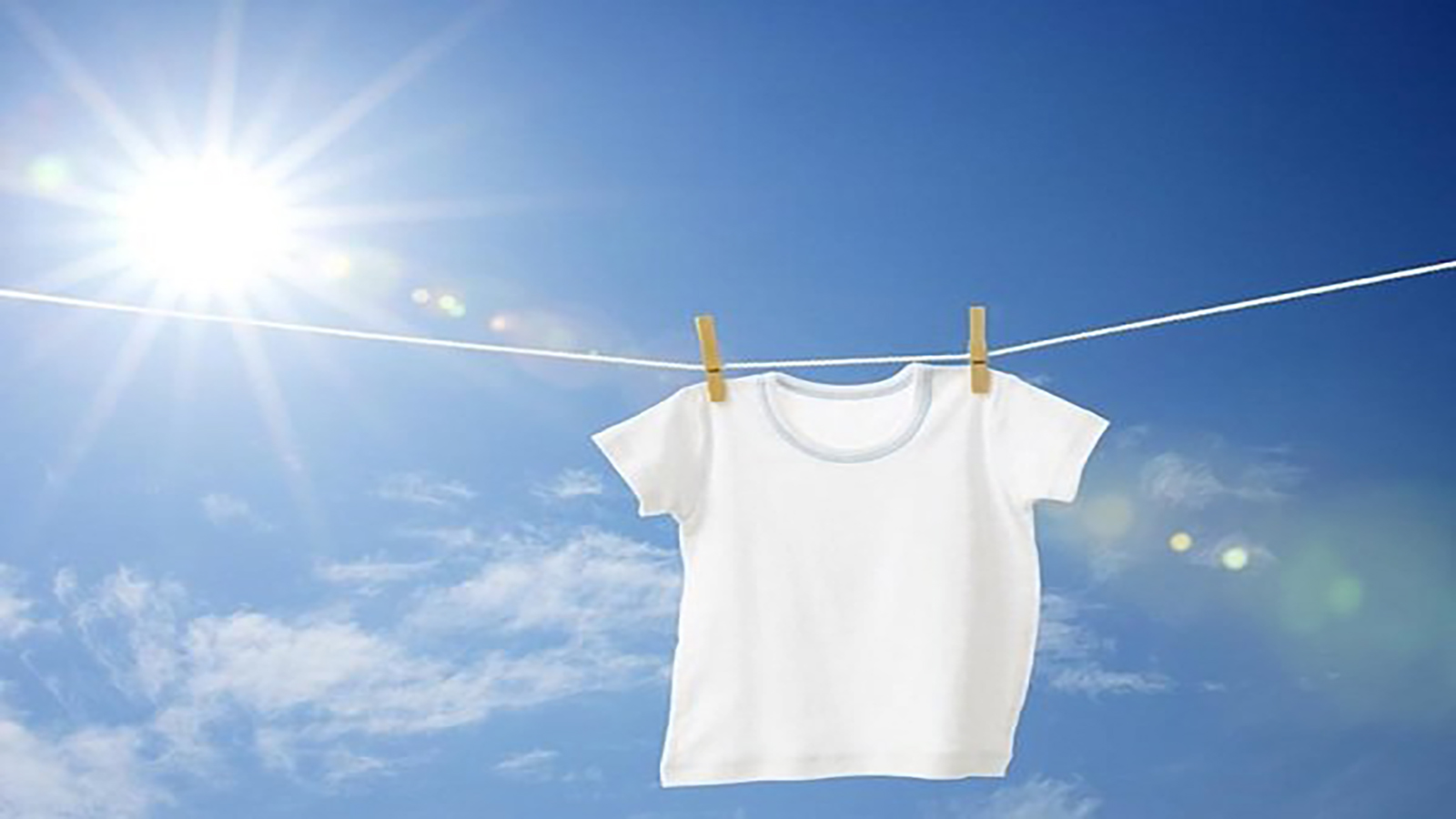 صورة هل تجفيف الملابس تحت أشعة الشمس فكرة جيدة؟ – منوعات