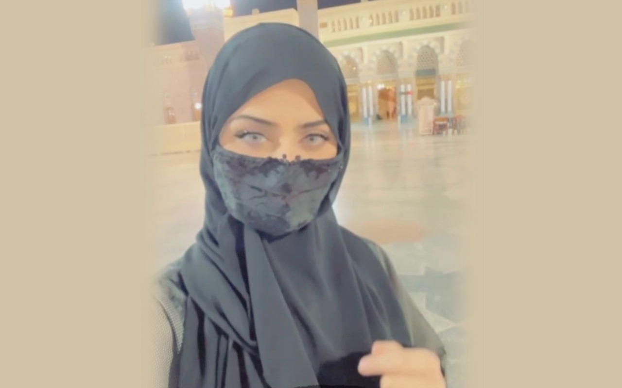 صورة الفنانة السعودية نيرمين محسن تعلن ارتداءها الحجاب – فكر وفن – نجوم ومشاهير