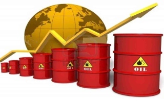 أسعار النفط تصعد لقمة شهرين وسط مخاوف بشأن الإمدادات