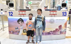 الصورة: الصورة: كاونترات خاصة للعائلات القادمة عبر مطار دبي