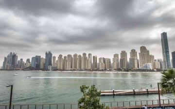 الصورة: الصورة: طقس الإمارات غداً.. فرصة لسقوط أمطار مع انخفاض في درجات الحرارة