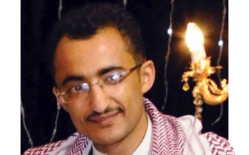 الصورة: الصورة: ناشط يمني يروي لـ«البيان»: عذاب 1855 يوماً في معتقلات الميليشيا