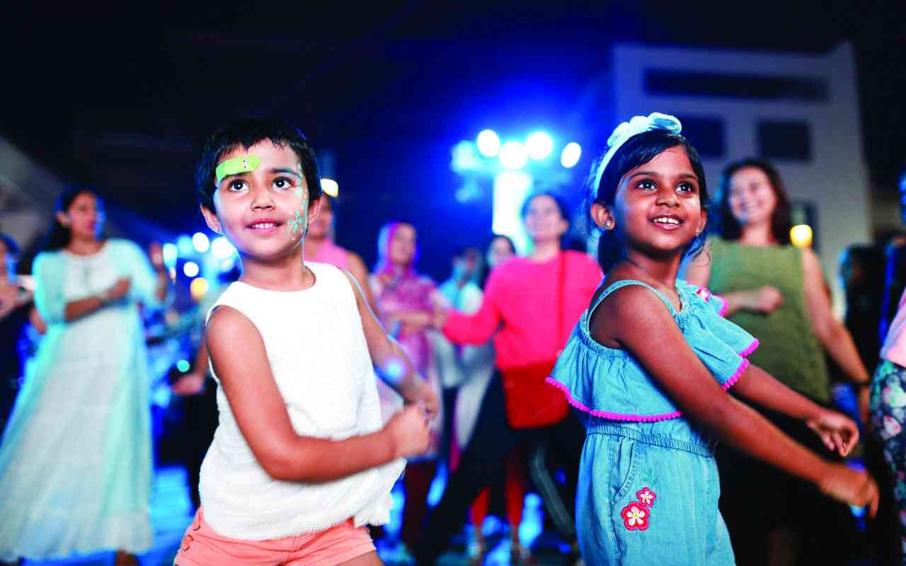 الصورة : حفلات موسيقية وعروض ترفيهية وألعاب نارية خلال مهرجان الأضواء | من المصدر