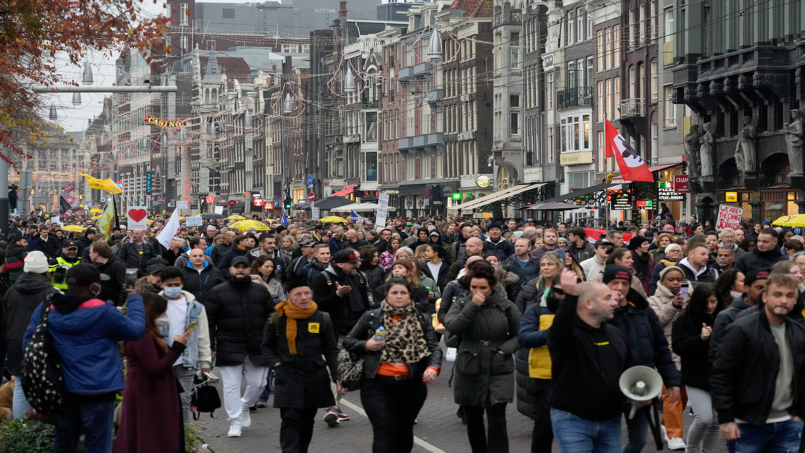 1 ноября европа. Митинги Нидерланды ковид. Протесты в Европе. Протесты в Австрии.