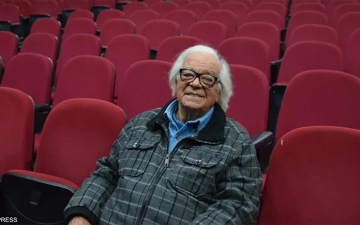 الصورة: الصورة: وفاة المسرحي المغربي عبد القادر البدوي عن 88 عاماً