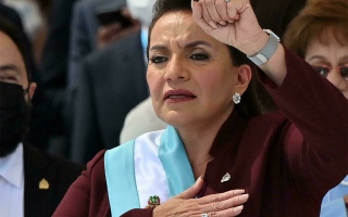 الصورة: الصورة: الأزمة السياسية في هندوراس تنتقل إلى القضاء