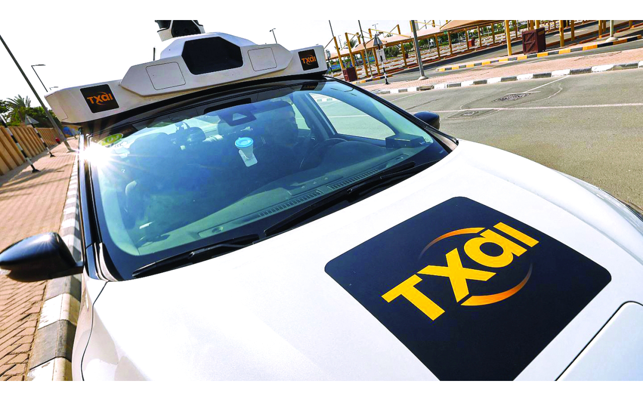 الصورة : خلال اختبارات سيارات الأجرة ذاتية القيادة في الإمارات  | البيان