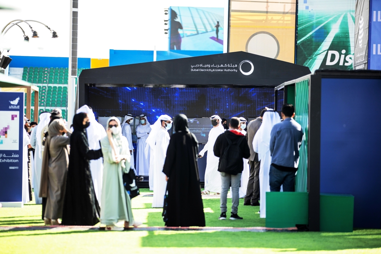 الصورة : جانب من مشاركة «كهرباء دبي» في فعاليات «الإمارات تبتكر» | من المصدر