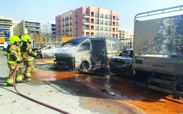 الصورة: الصورة: شرطة دبي: 94 حريق مركبات منذ بداية 2022 بسبب إهمال الصيانة