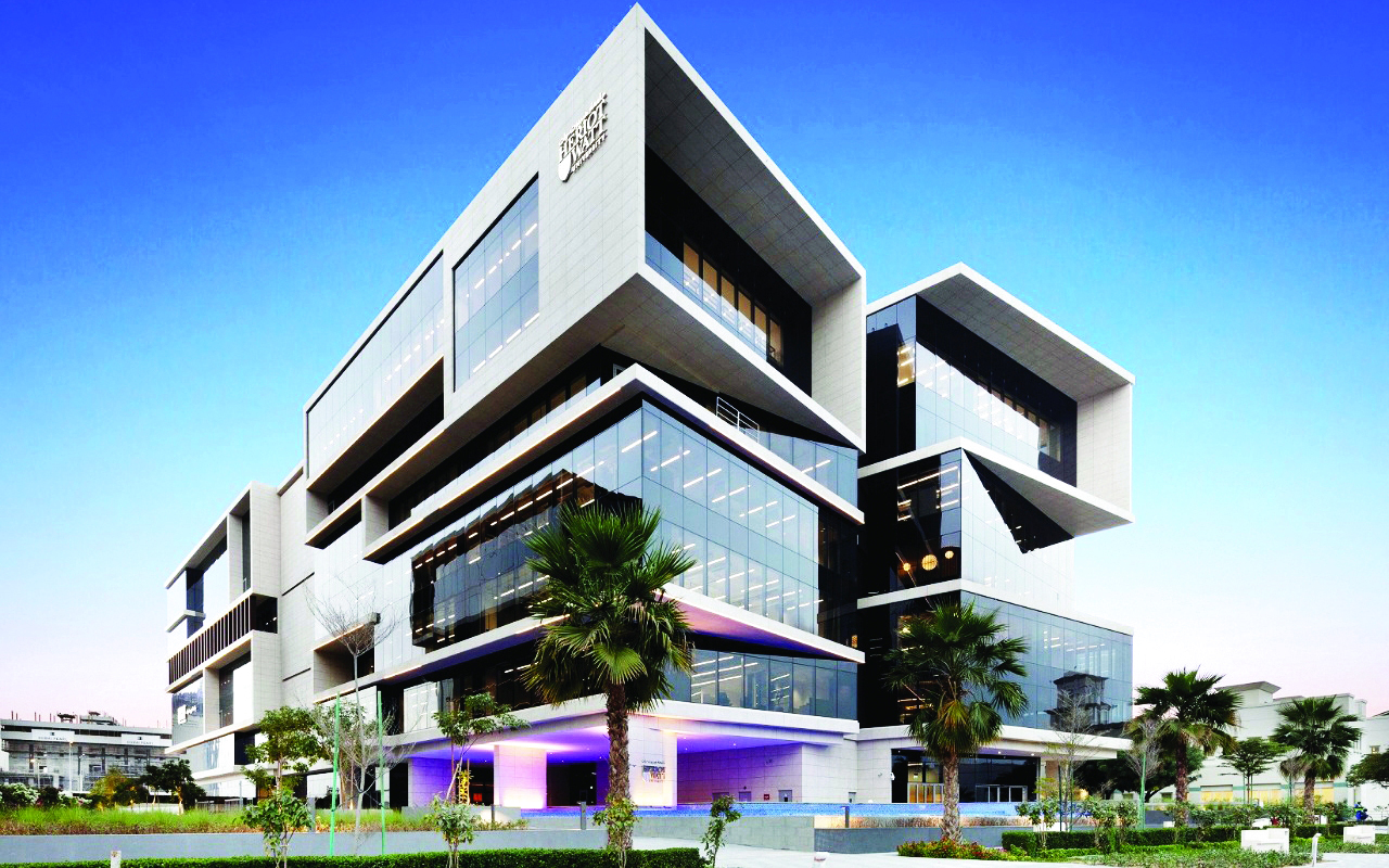 الصورة : مبنى جامعة هيرويت وات في دبي | من المصدر
