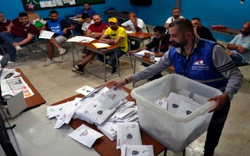 الصورة: الصورة: حزب القوات اللبنانية يعلن فوزه بـ 20 مقعداً في الانتخابات البرلمانية