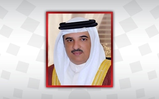 سفير البحرين لدى الإمارات يشيد بحنكة محمد بن زايد ورؤيته الثاقبة