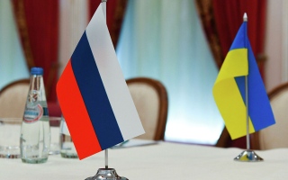 روسيا أوكرانيا تعلقان مفاوضات السلام لإنهاء الحرب