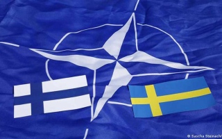 «ناتو» السويد وفنلندا التاريخي يهز أوروبا.. وتركيا تأمل بتفهم الحلف لحساسيتها الأمنية