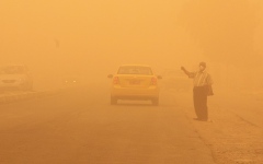 الصورة: الصورة: العراق يعطل الدوام الرسمي لسوء الأحوال الجوية