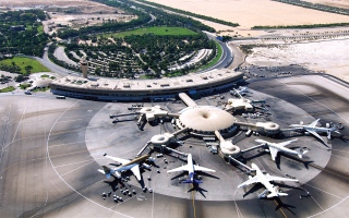 الصورة: الصورة: مطارات أبوظبي تعيد تشغيل مبنى المسافرين رقم 2