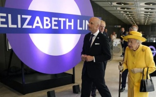 الصورة: الصورة: لندن تفتتح خط مترو الأنفاق الجديد "إليزابيث" بعد انتظار 13 عاما