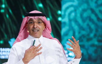 الصورة: الصورة: وزير المالية السعودي: سنبحث خفض القيمة المضافة.. ونحاول تعويض نقص الاحتياطيات