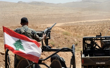 الصورة: الصورة: الجيش اللبناني يضبط أسلحة حربية وذخائر ويوقف مطلوباً في البقاع