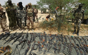 الصورة: الصورة: الجيش النيجري يقتل حوالي 40 إرهابياً في جزر ببحيرة تشاد