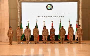 الصورة: الصورة: قائد القوات البرية يحضر الاجتماع العشرين لقادة القوات البرية بدول التعاون