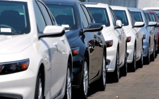 طلب عالمي متزايد على تصدير السيارات  من الإمارات