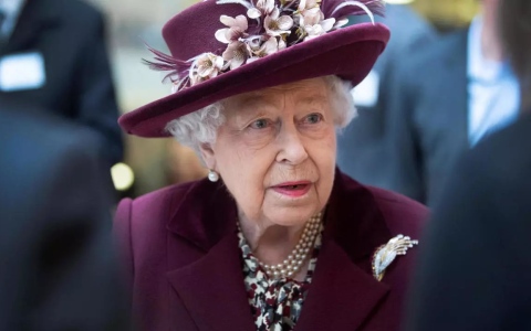 الصورة: الصورة: أكثر من 16 ألف حفل في شوارع بريطانيا احتفالا باليوبيل البلاتيني للملكة