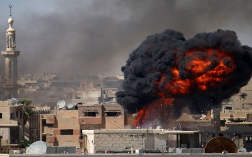 الصورة: الصورة: إصابة شخصين جراء انفجار عبوة ناسفة في درعا السورية