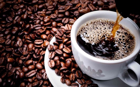الصورة: الصورة: كمية محددة من القهوة قد تساهم في إطالة عمرك