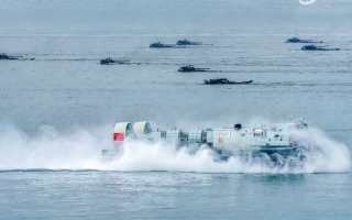 الصورة: الصورة: "الهادئ" يحبس أنفاسه..الصين تنهي اليوم أوسع مناورات عسكرية في محيط تايوان