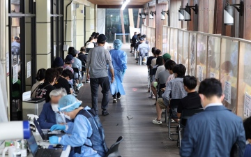 الصورة: الصورة: كوريا الجنوبية تسجل أعلى حصيلة إصابات يومية بكورونا منذ 4 أشهر
