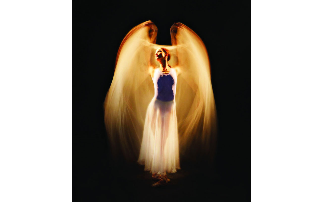 الصورة : معرض «روح الراقصين» يأخذ الزوّار في رحلة مفعمة بالجمال