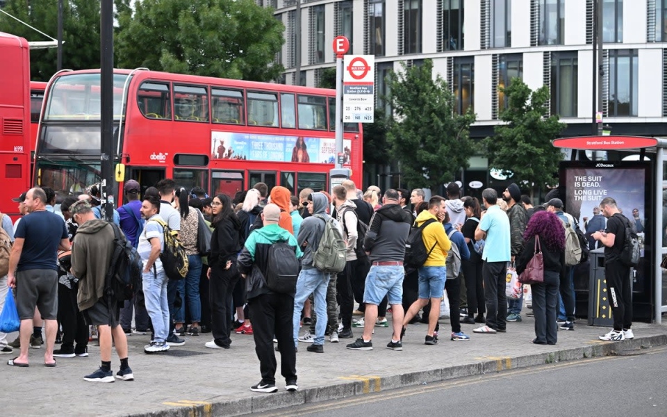 الصورة: الصورة: الإضرابات تعطل شبكة النقل في لندن