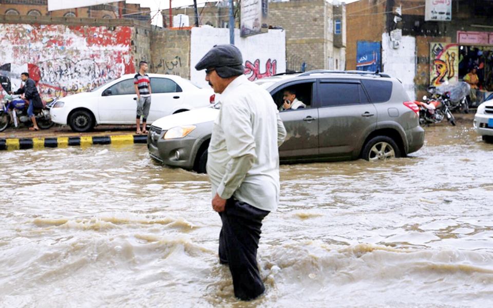 الصورة: الصورة: اليمن.. الفيضانات تشرّد آلاف الأسر