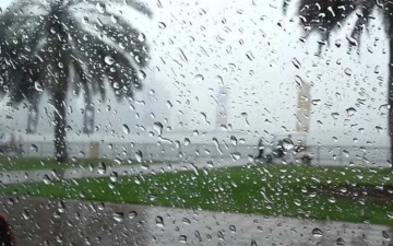الصورة: الصورة: سقوط أمطار غزيرة ومتوسطة وجريان وادي البراق برأس الخيمة