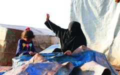 الصورة: الصورة: الشتاء كابوس مخيمات الشمال السوري