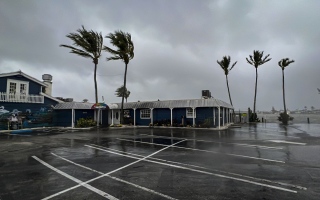 الصورة: الصورة: الإعصار إيان يتسبب بفيضانات كارثية في فلوريدا