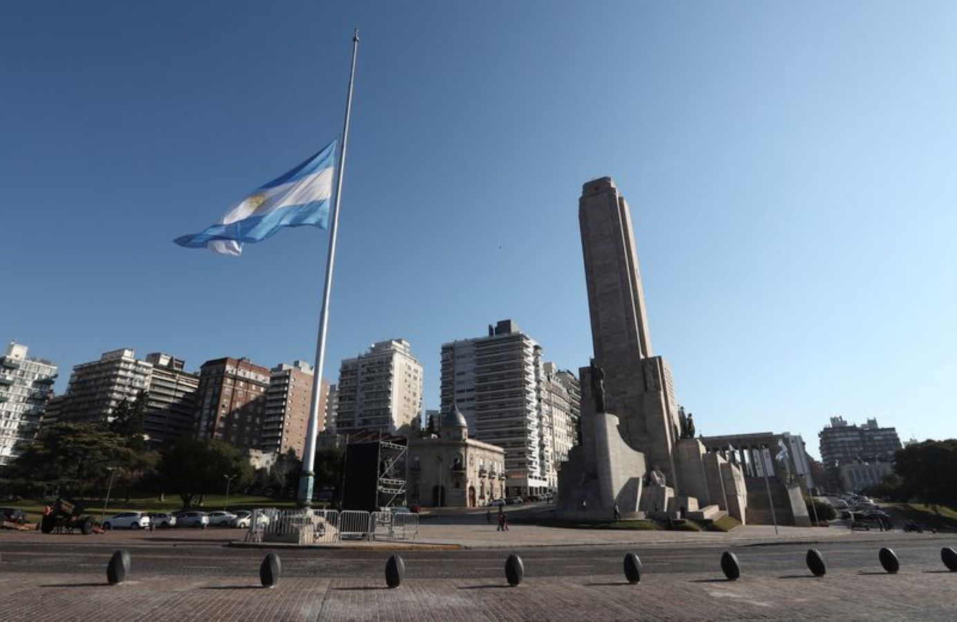 فيتش تخفض التصنيف الائتماني للأرجنتين بسبب ارتفاع مخاطر سداد الديون