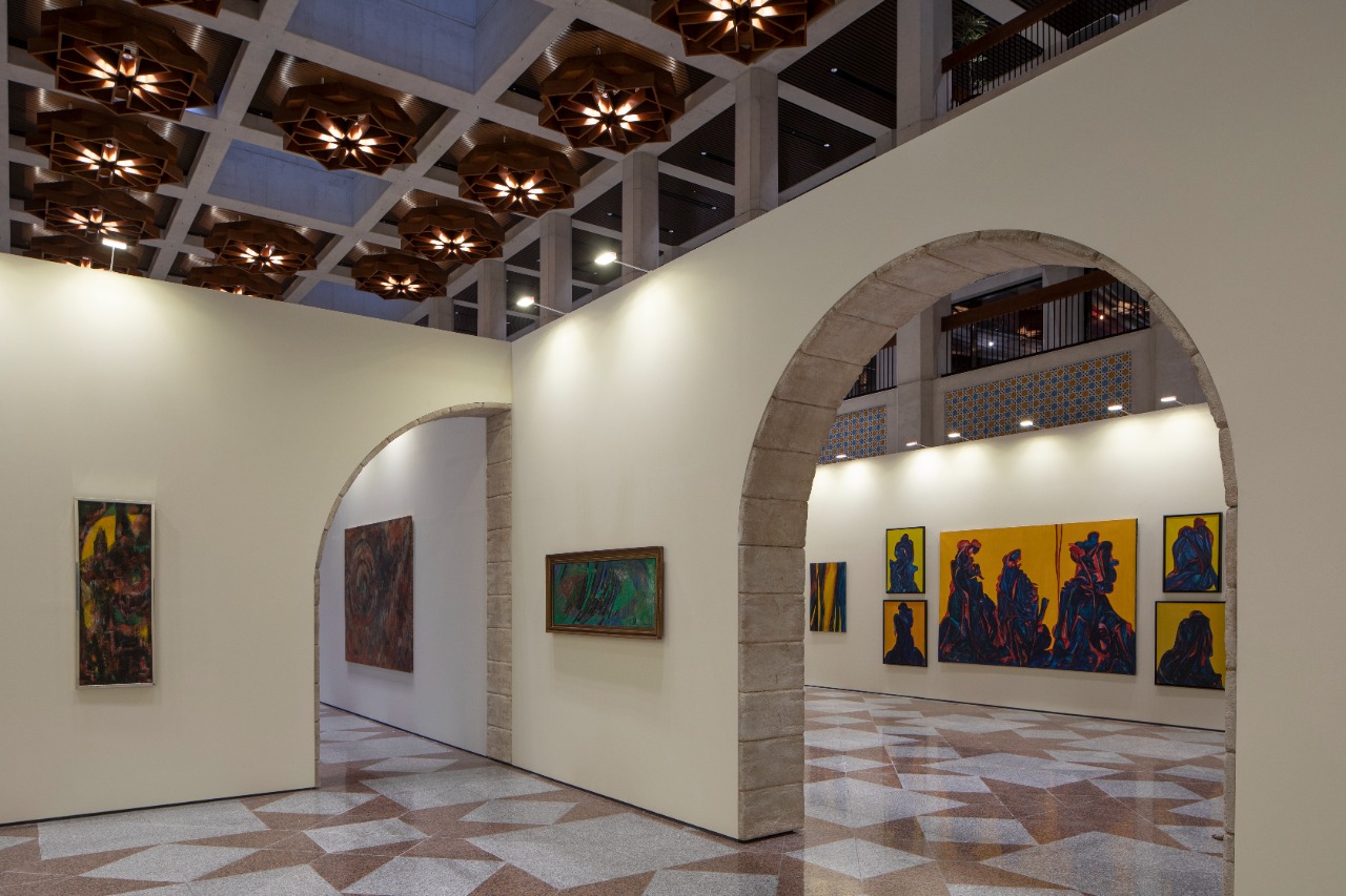 أبوظبي تحتفي برائدات الفن الأردني المعاصر