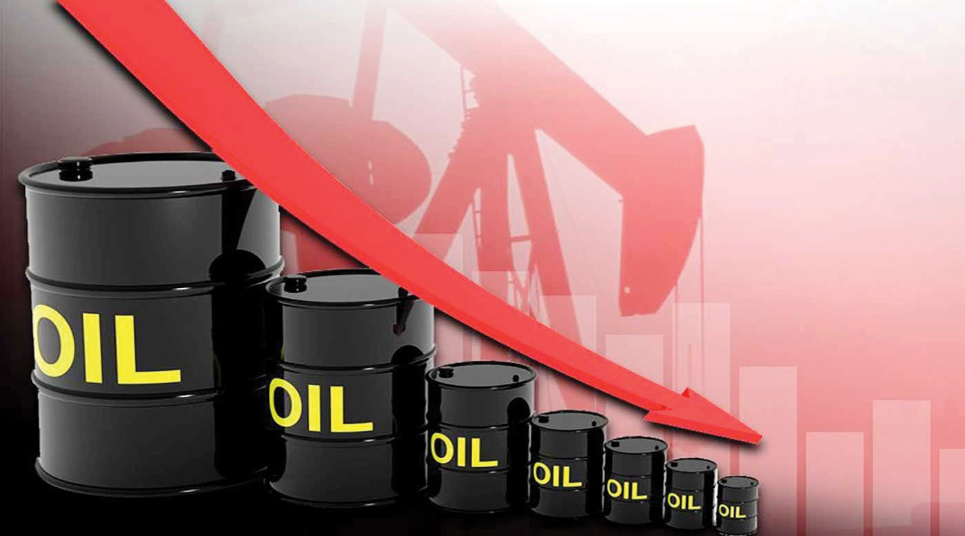 النفط يتراجع بفعل زيادة المخزونات الأمريكية