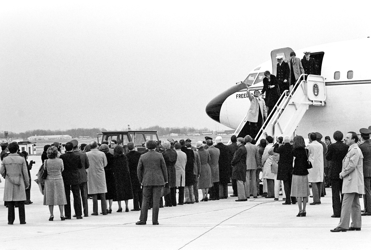 الصورة : 1979الرئيس الأمريكي جيمي كارتر يجمد جميع الأصول والودائع الإيرانية على خلفية أزمة الرهائن.