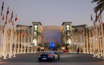 الصورة: الصورة: سباق السيارات الأكثر فخامة في العالم في ضيافة مدينة إكسبو دبي