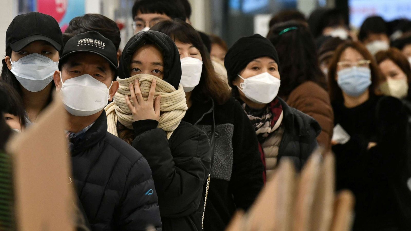 كوريا الجنوبية تسجل 50 ألف إصابة جديدة بكورونا