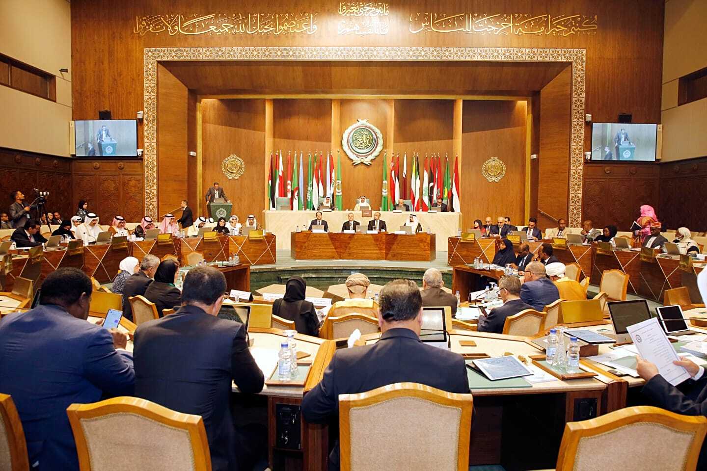 وفد الشعبة البرلمانية الإماراتية يشارك في الجلسة الثانية للبرلمان العربي في القاهرة