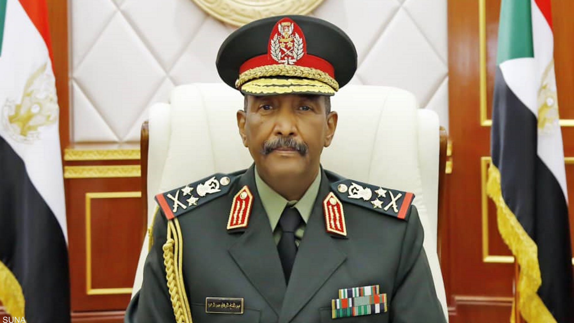 السودان .. البرهان يجمد نشاط النقابات والاتحادات المهنية