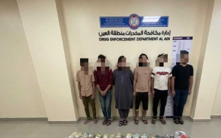 شرطة أبوظبي: ساعة الصفر تحبط ترويج 107 كيلوغراماً مخدرات في عملية "المخابئ السرية"