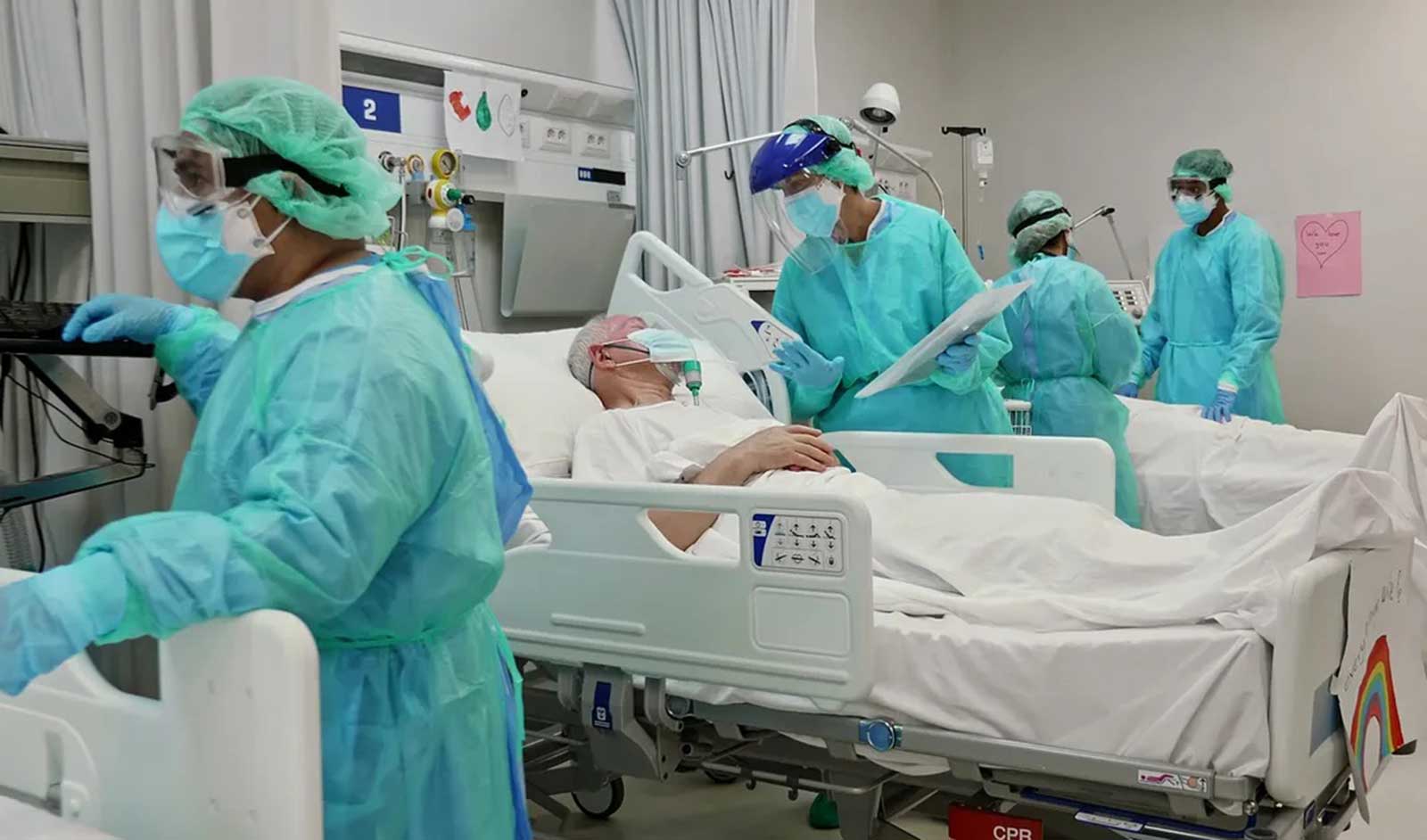 انخفاض عدد أسرَّة مستشفيات أمريكا لمرضى كورونا