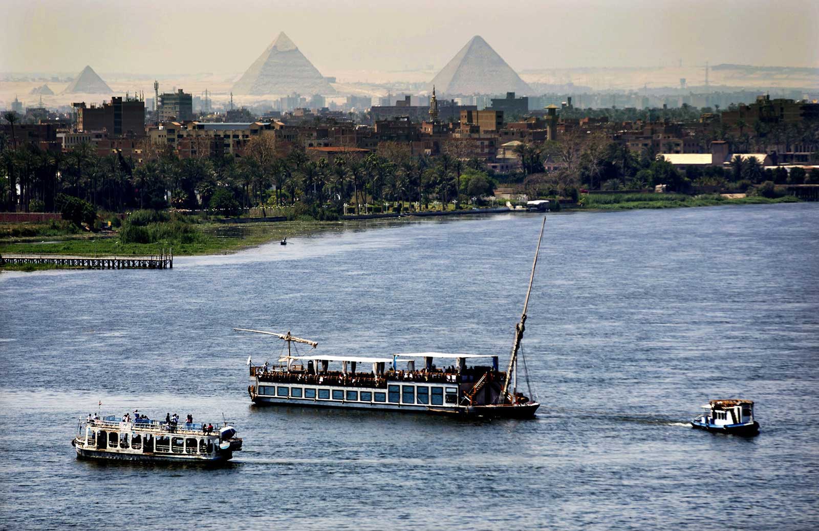 حقيقة قانون مصري يتيح التنازل عن موانئ نهر النيل