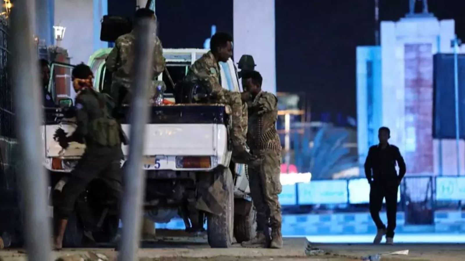 مقتل 18 شخصاً على الأقل في الصومال إثر هجمات إرهابية