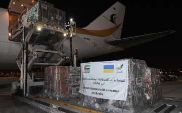 الصورة: الصورة: وصول الدفعة الثانية من مولدات الكهرباء المنزلية ضمن المساعدات الإماراتية لأوكرانيا